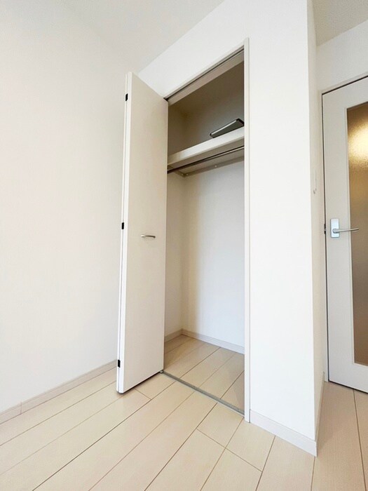 物件内観写真4　(収納)