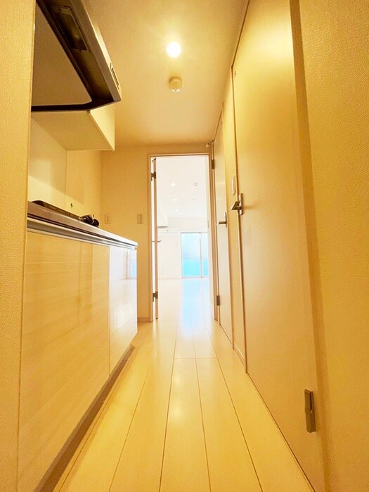 物件内観写真6　(廊下)