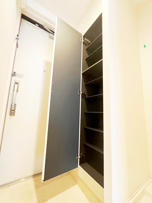 物件内観写真12　(靴箱)