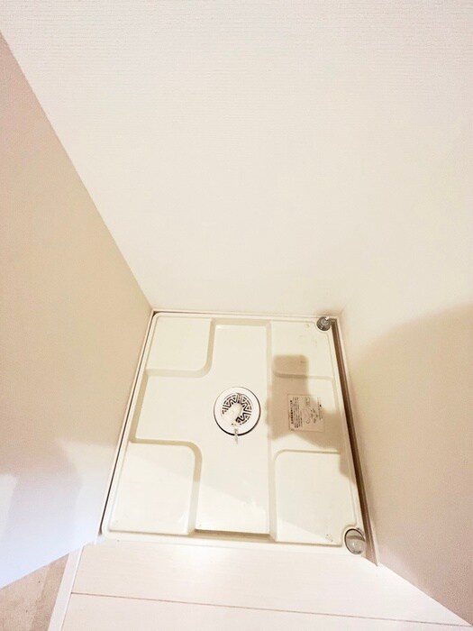 物件内観写真13　(洗濯機置場)