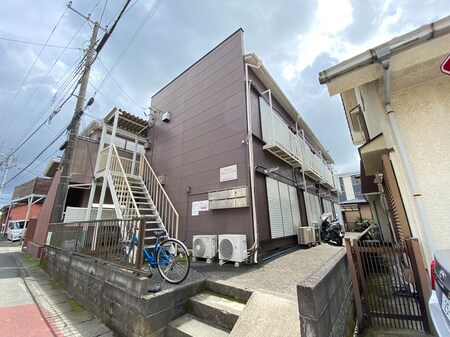 ポルシェ厚木外観写真