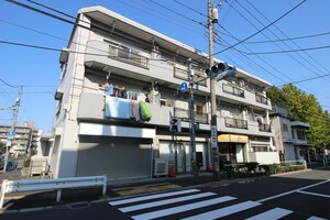 蓮根グレ－スハイツ外観写真