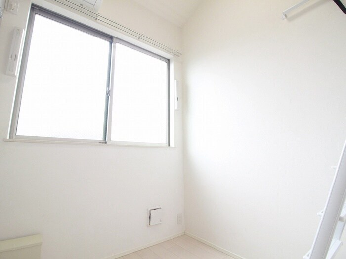 物件内観写真5　(居室)