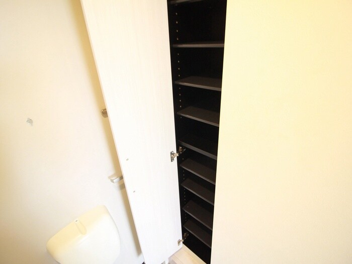 物件内観写真12　(靴箱)