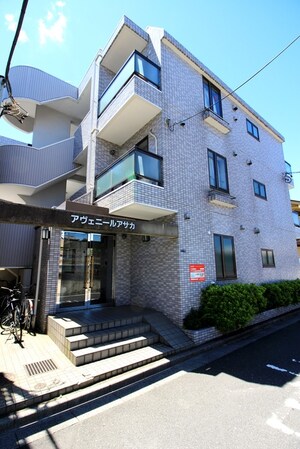 アヴェニール朝霞外観写真