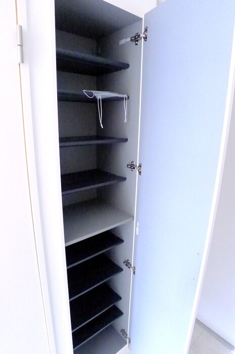 物件内観写真14　(靴箱)