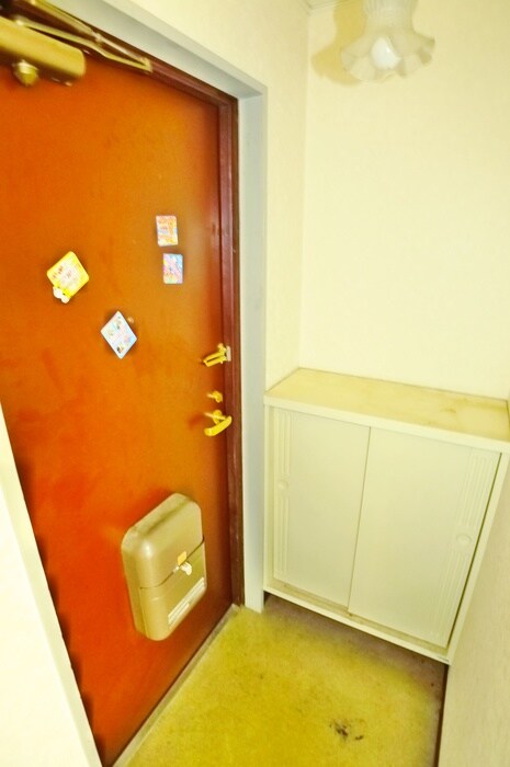 物件内観写真19　(玄関)