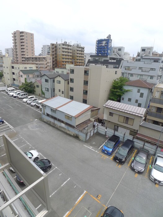 物件内観写真18　(室内からの展望)