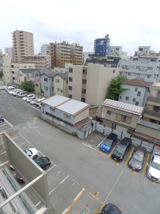 物件内観写真21　(室内からの展望)