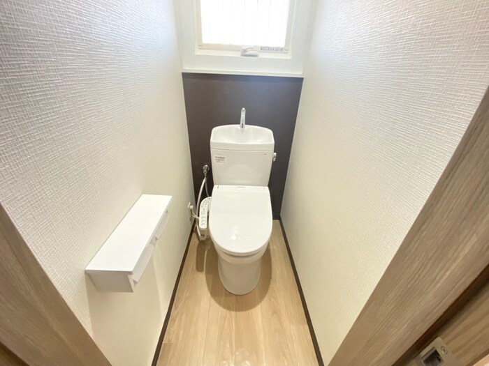 物件内観写真15　(トイレ)