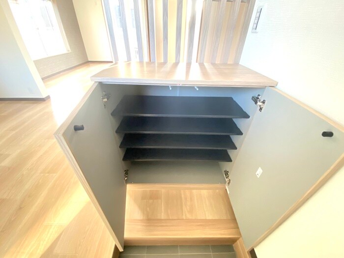 物件内観写真20　(靴箱)