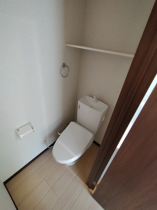 物件内観写真13　(トイレ)