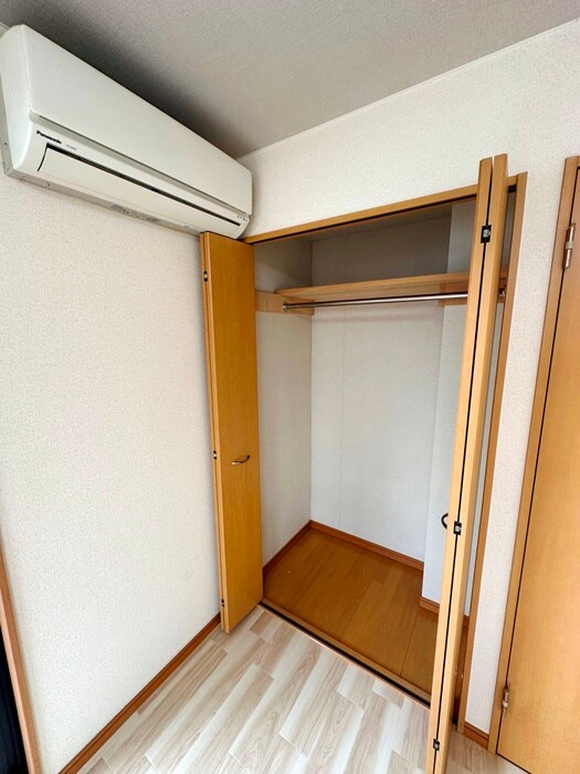 物件内観写真10　(収納)