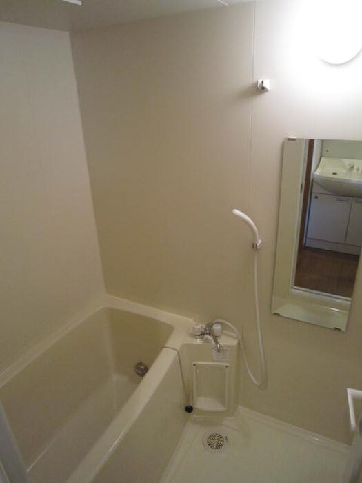物件内観写真12　(バス／シャワールーム等)