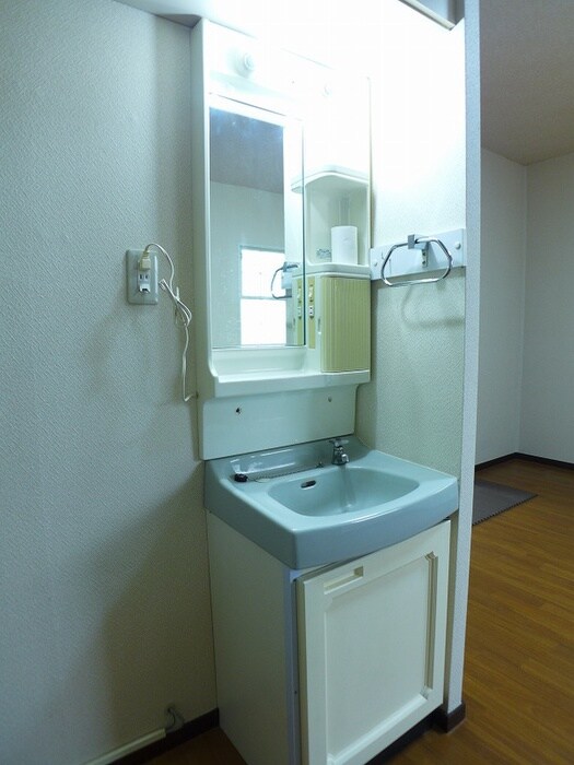 物件内観写真12　(洗面)