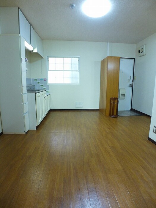 物件内観写真18　(廊下)