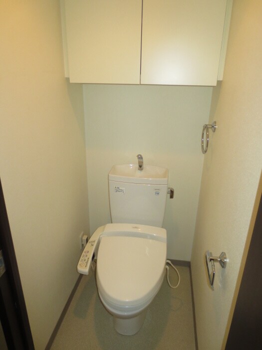 物件内観写真12　(トイレ)