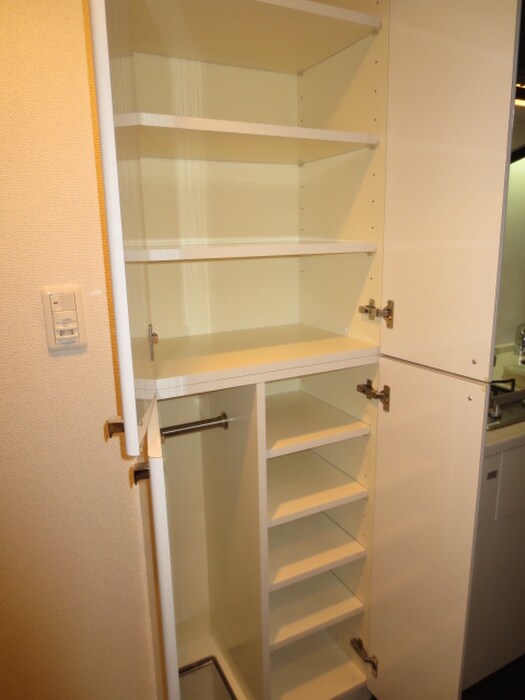 物件内観写真14　(靴箱)