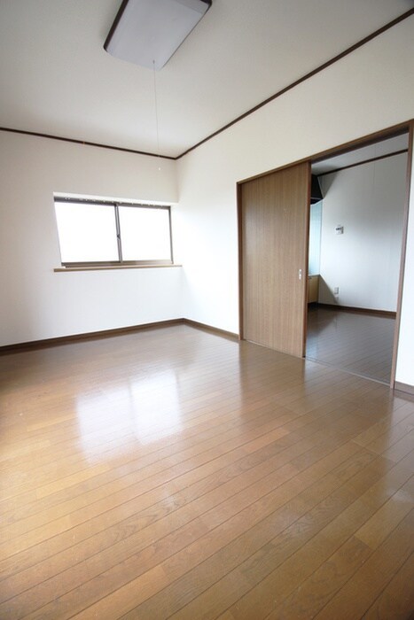 物件内観写真16　(居室)