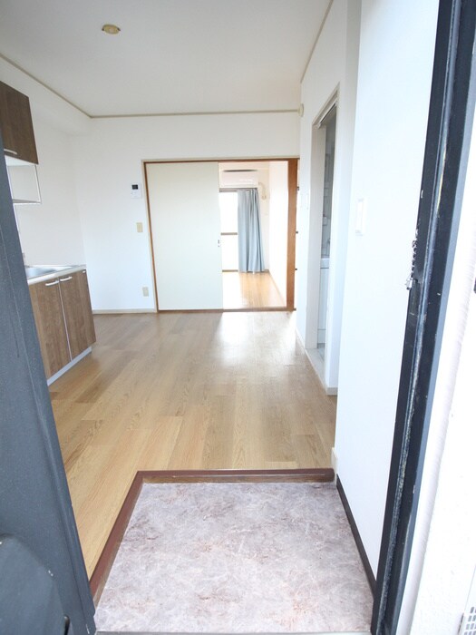 物件内観写真20　(玄関)