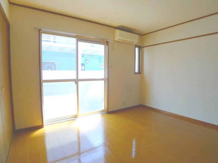 物件内観写真18　(居室)