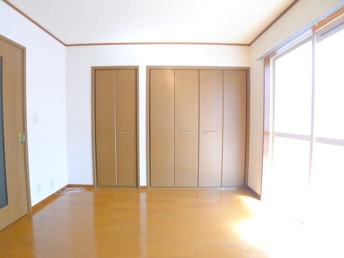 物件内観写真19　(居室)