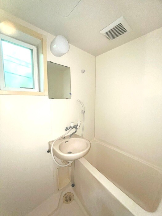 物件内観写真9　(バス／シャワールーム等)