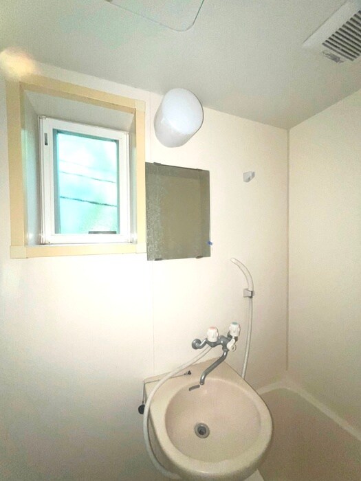 物件内観写真10　(洗面)