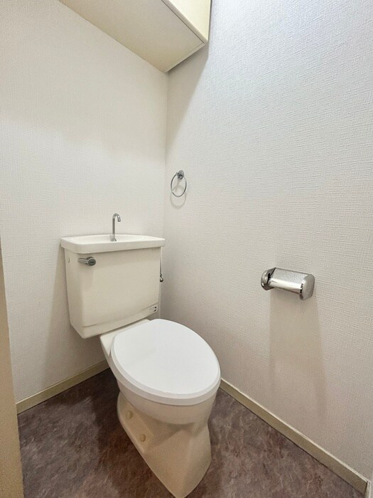 物件内観写真14　(トイレ)