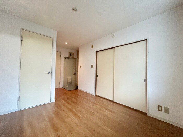 物件内観写真20　(廊下)