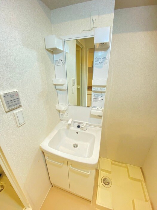 物件内観写真11　(洗面)