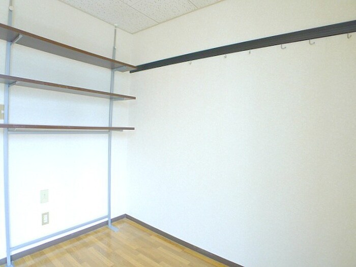 物件内観写真12　(居室)