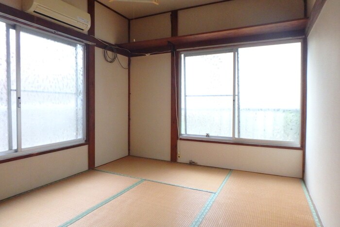 物件内観写真8　(居室)