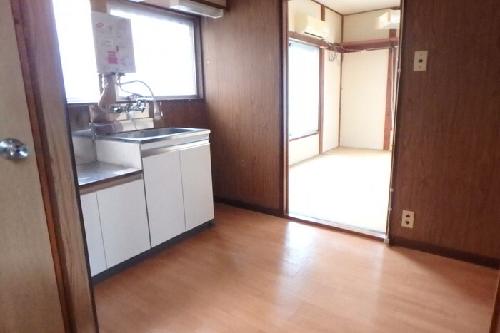 物件内観写真17　(廊下)