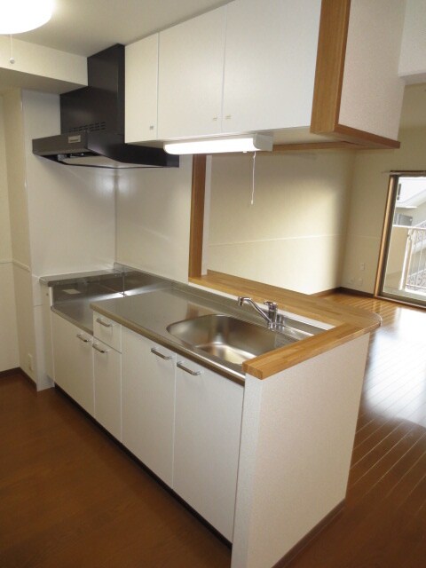 物件内観写真8　(キッチン)