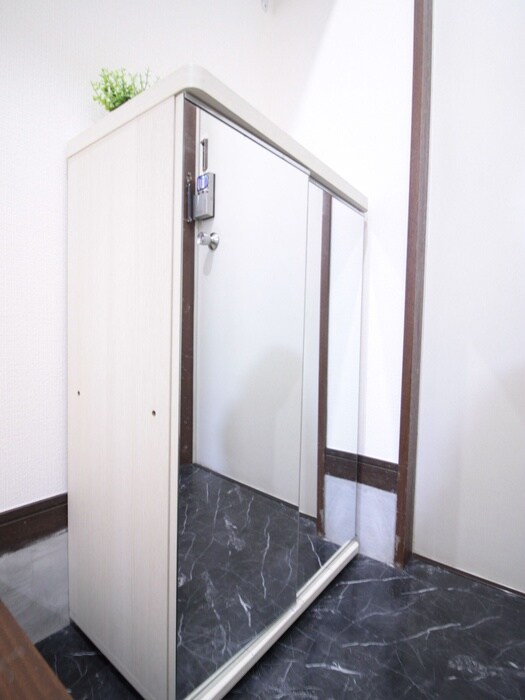 物件内観写真16　(靴箱)