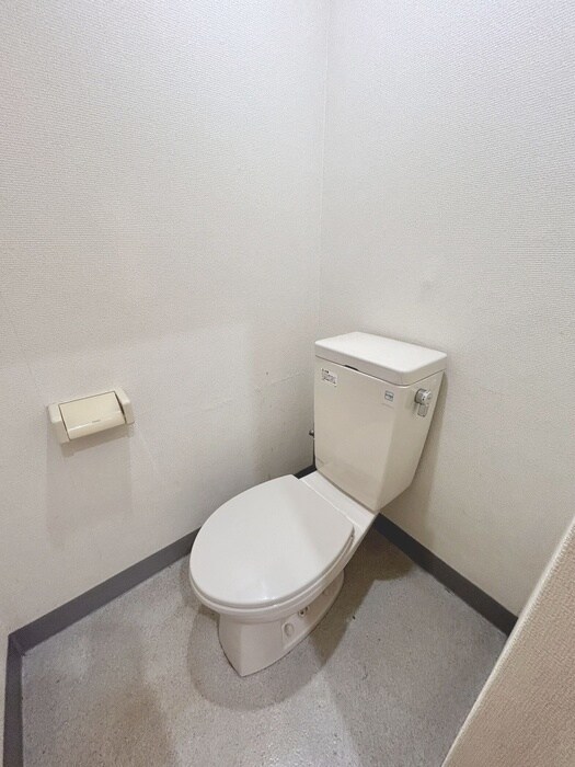 物件内観写真15　(トイレ)