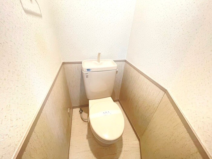 物件内観写真14　(トイレ)
