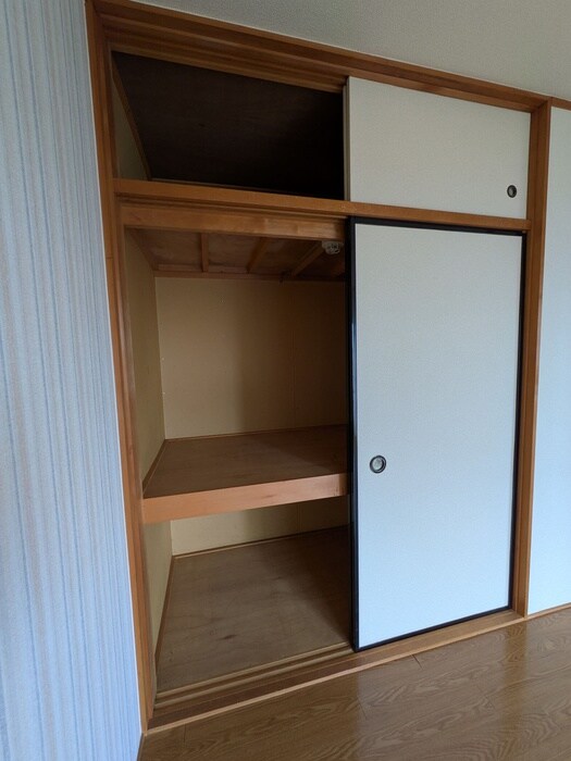 物件内観写真16　(収納)