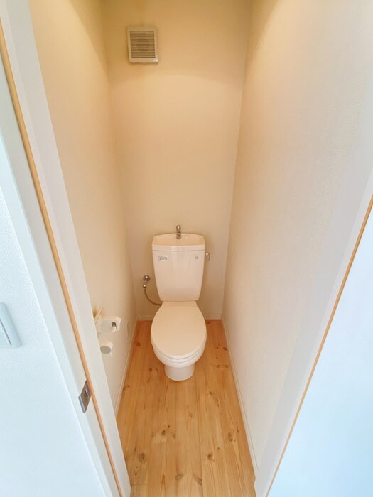 物件内観写真15　(トイレ)