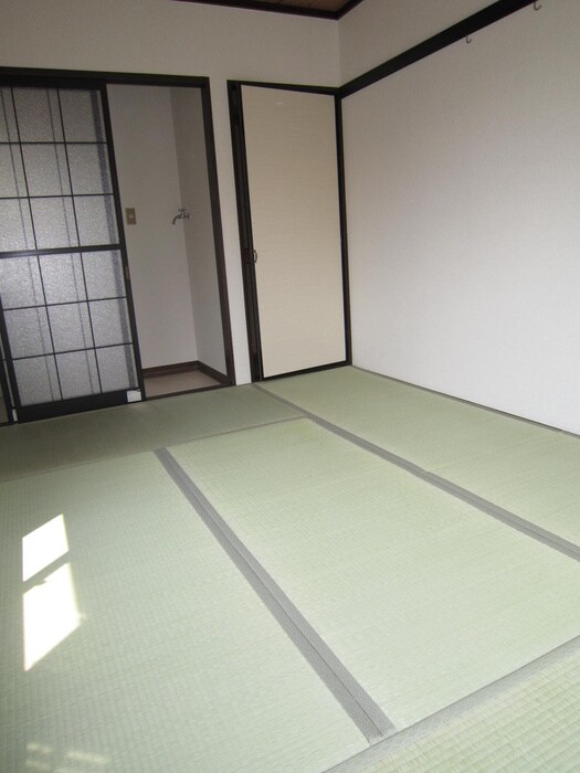 物件内観写真13　(居室)