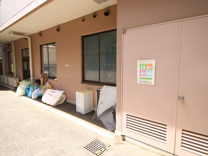 物件外観写真6　(建物設備)