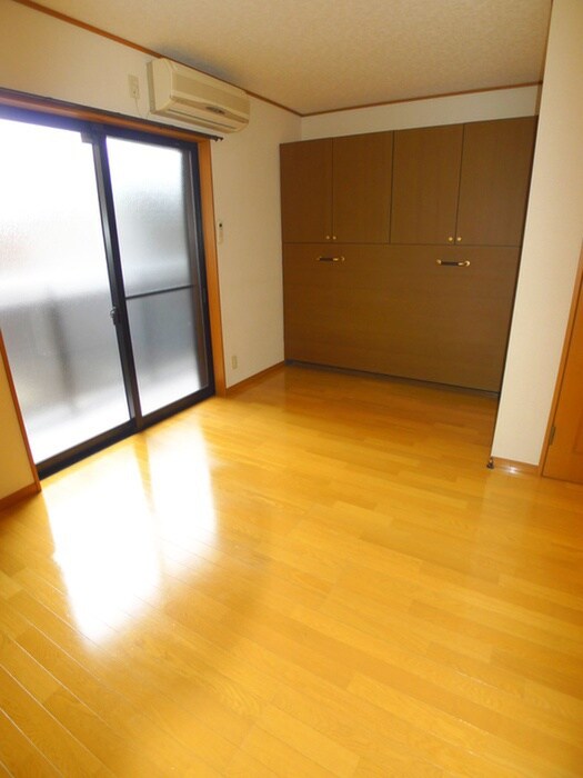 物件内観写真4　(ベランダ・バルコニー)