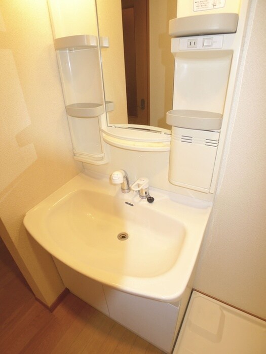 物件内観写真7　(洗面)