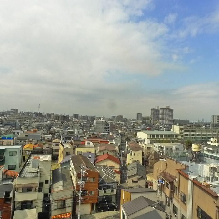 物件内観写真11　(室内からの展望)