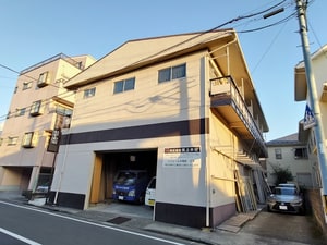 第一見上外観写真