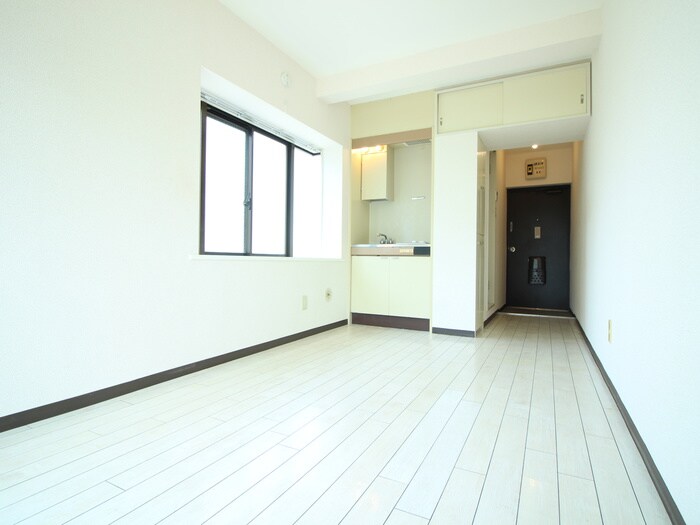 物件内観写真4　(居室)