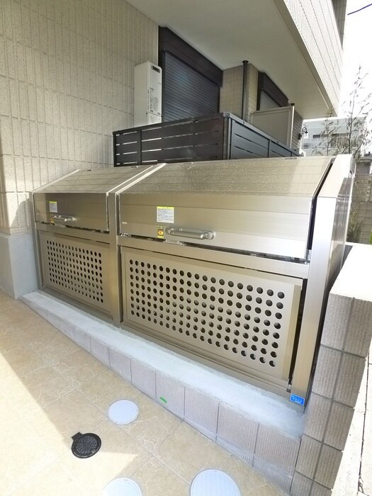 物件外観写真4　(建物設備)