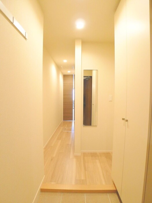 物件内観写真15　(廊下)