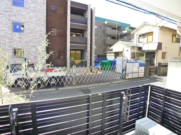 物件内観写真22　(室内からの展望)